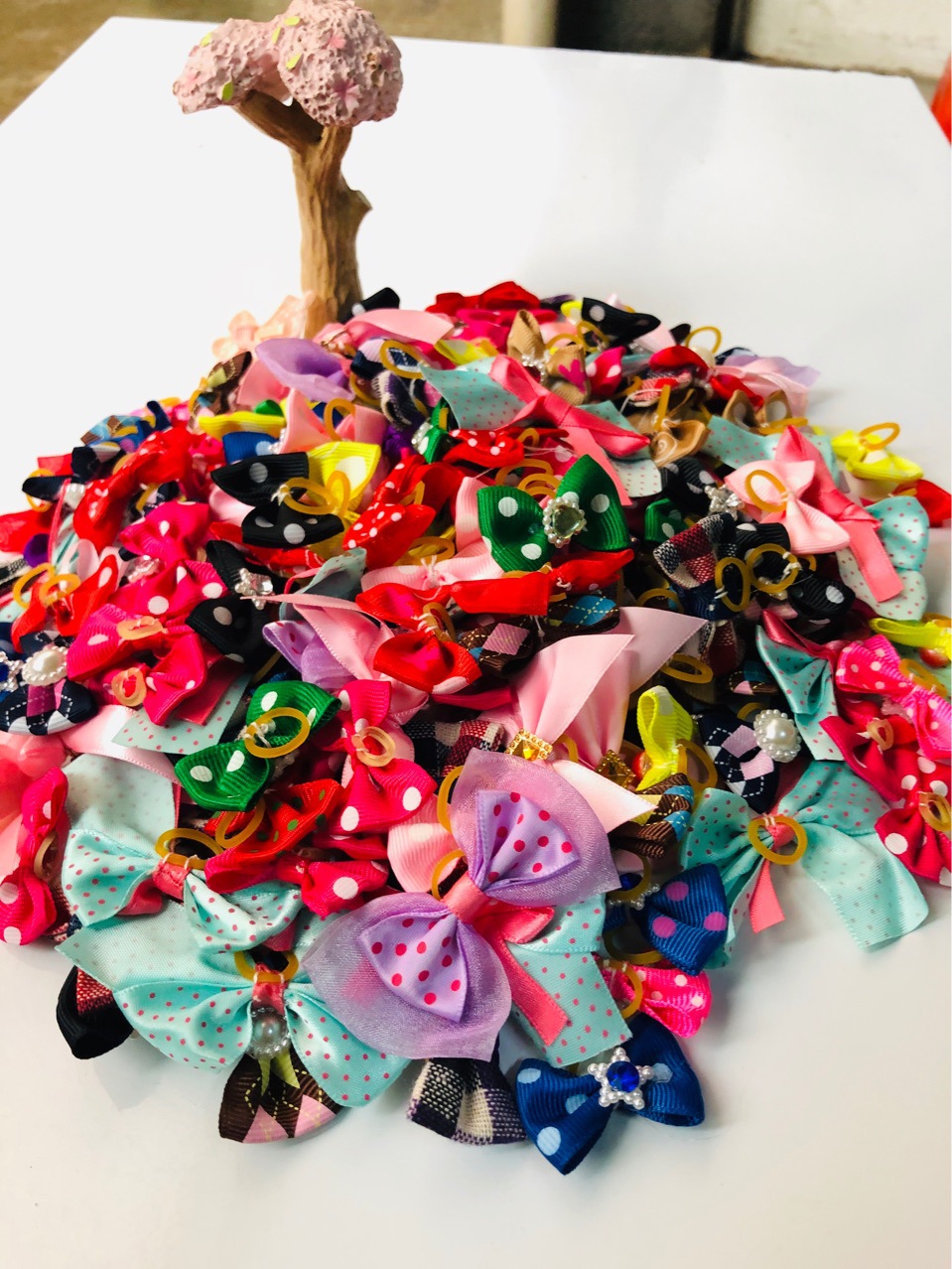 Pet Hair Bow (One Piece).